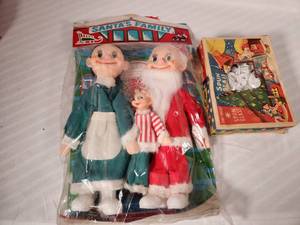 Santas Family in Packaging and Spun Glass