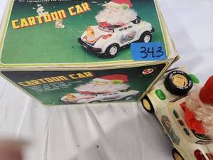 Santa Cartoon Car - Bump and Go Action