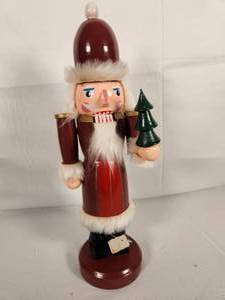 Santa Nutcracker