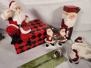 Lot of Santa Dcor