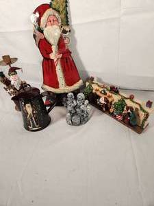 Santa Lot - Santa Team Pot, Candle Holder, Santa Coming Down Chimney, North Pole Scene, and Metal Painted Santa