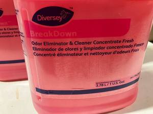 lot 136 image: Commercial Grade Odor Eliminator