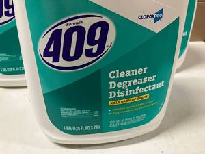 lot 133 image: 409 Cleaner