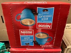 lot 143 image: Hot Cocoa and Sugar Packets