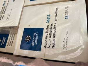 lot 102 image: Bulk Large Sticky Notes