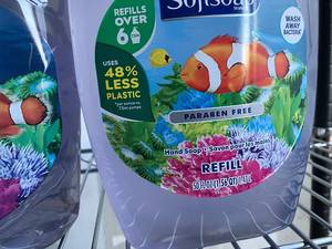 lot 32 image: Softsoap Refills