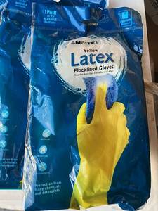 lot 35 image: Latex Flocklined Gloves