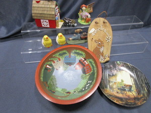 lot 21 image: Farm Themed