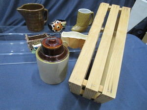 lot 25 image: Crock Jar, Planters