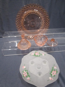 lot 89 image: Pink Depression Glass