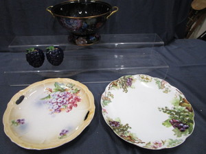 lot 91 image: Platters, Shakers, Colander