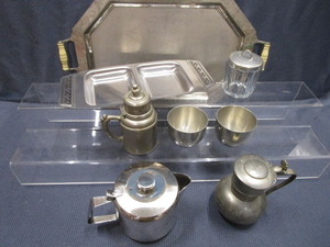 lot 105 image: Pewter, Syrup, Tpot, Trays