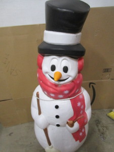 lot 211 image: Snowman Blow Mold