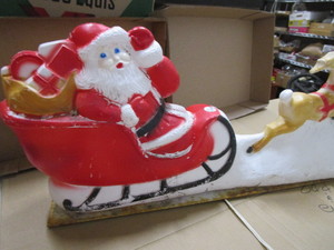 lot 212 image: Santa & Sleigh Blow Mold