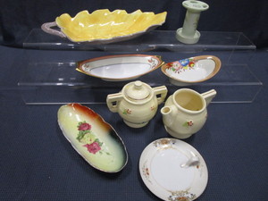 lot 173 image: Stangl, Bavarian, German, Noritake