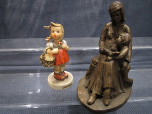 lot 198 image: Hummel, Statue - Repaired