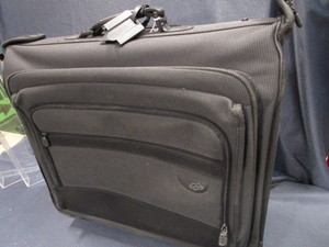 lot 217 image: Samsonite Royal Travel Bag