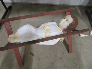 lot 255 image: Jesus Blow Mold & Cradle