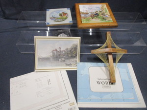 lot 248 image: Wall Maps, Tiles