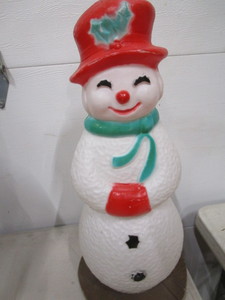 lot 254 image: Snowman Blow Mold