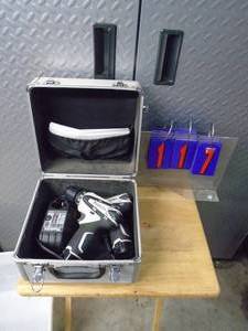 Makita 10.8 volt drilldriver kit with 2 batteries & 1 charger. Lightly used. Tested & works. As shown.