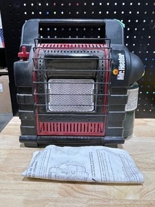 lot 13 image: Mr. Heater Propane Heater