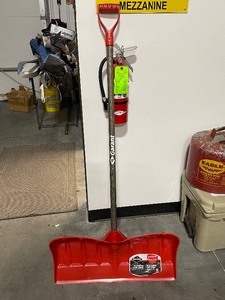 lot 55 image: Snow Shovel