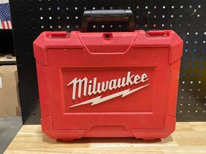 lot 16 image: Milwaukee Tool Case