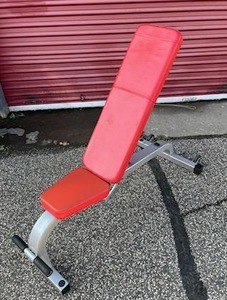 lot 18 image: Cybex Adjustable Weight Bench (Model 5437-90)