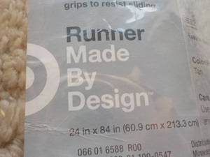 Runner Mady by Design 24 x 84- New non skid