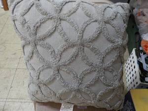 OEKO - Tex New Pillow 18 square...