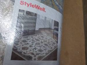 Stylewell Athena 6 x 9 ft Area Rug - needs shampooing
