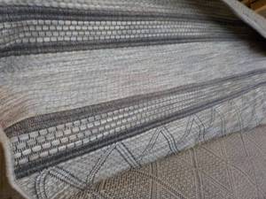 8 x 10 ft Area Rug- could be indooroutdoor