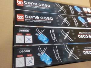 4 Bene Case Foldable Water Bottle Stand and Dispenser
