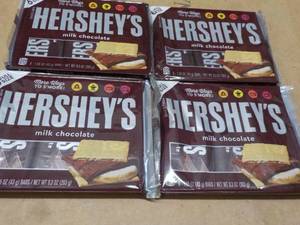 4 pkgs Hersheys Full Size Candy Bars- 6 each
