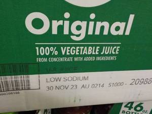 6 - 46 oz Bottle V8 Low Sodium Juice best date 112023