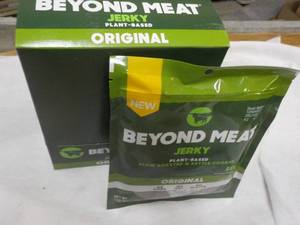Beyond Meat Original Jerky 5 - 3 oz Bags best date 032024