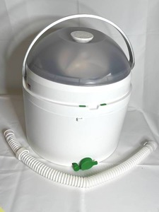 lot 87 image: YiRego Foot Powered Dorm Washing Machine