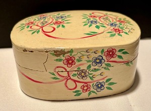 lot 175 image: Four Fine Trinket Boxes