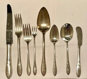 lot 188 image: Fabulous Flatware Grouping
