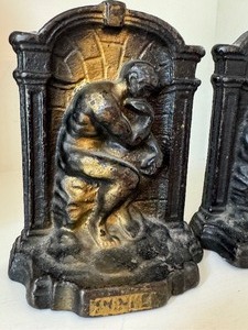 lot 20 image: Pair of Vintage Metal The Thinker Bookends