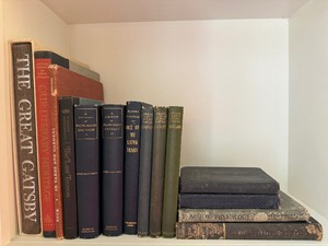 lot 58 image: Variety of Vintage Books