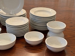 lot 97 image: Williams and Sonoma Pantry Essentials Dishes