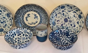 lot 59 image: Asian Blue and White Dishes