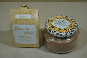 Tyler Candle Co 22oz Candle with Sachets