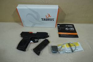 lot 2 image: NEW Taurus G3XL 9mm Semi-Auto Pistol - 2 Magazines