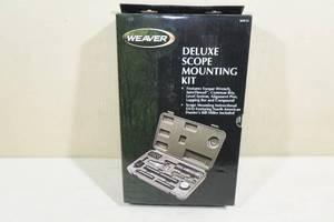 lot 10 image: Weaver Deluxe Scope Mounting Kit