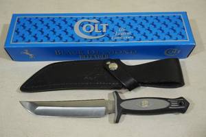 lot 32 image: Colt Diamond Defender Knife