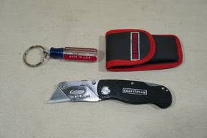 lot 54 image: Craftsman Utility Knife with Keyring