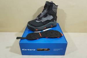 lot 72 image: Korkers Darkhorse Wading Boots -Size 9